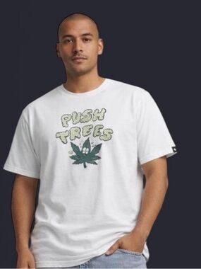 Push Trees White Graphic Tee - Casual Short Sleeve for Men
